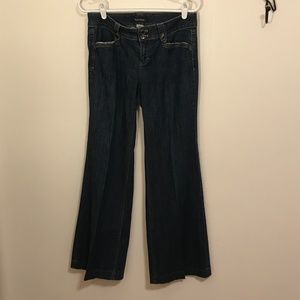 White House Black Market Size 2S Blanc Jeans
